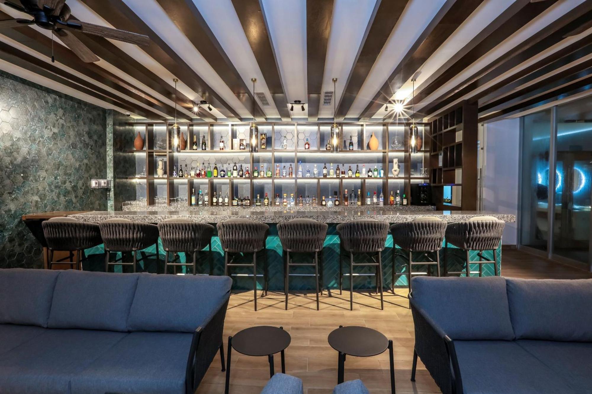 Camino Real Veracruz Exteriér fotografie The bar at the lounge